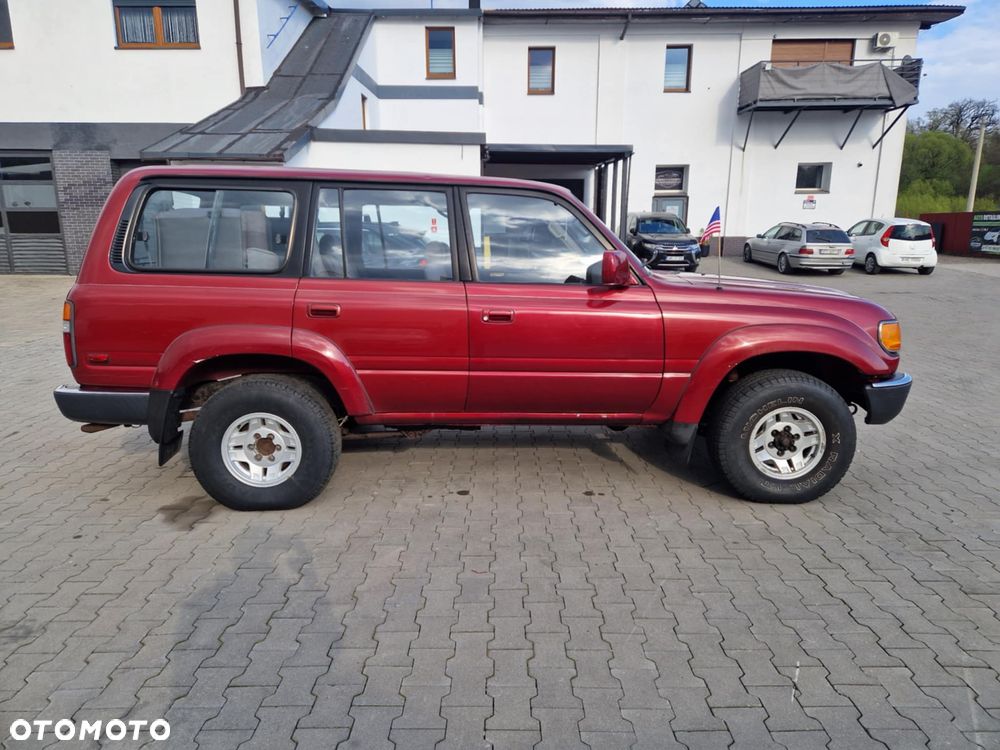 Toyota Land Cruiser - 3