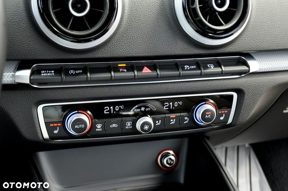 Audi A3 Sportback - 33
