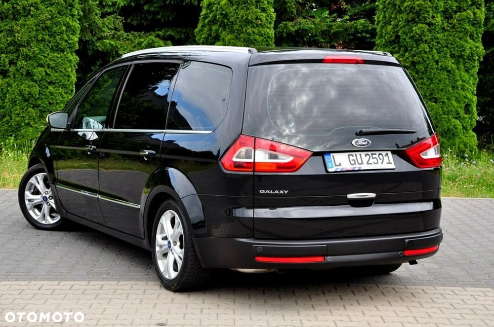 Ford Galaxy - 11