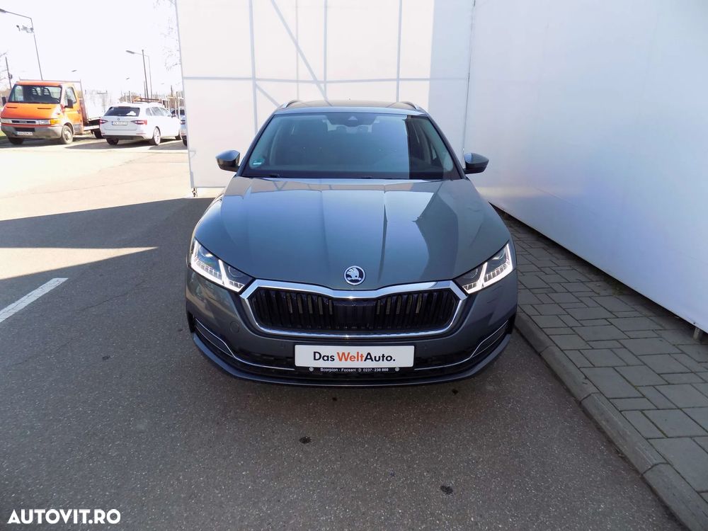 Skoda Octavia 2.0 TDI STYLE DSG - 9