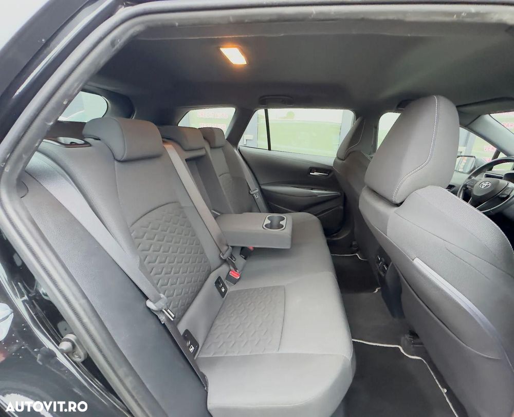 Toyota Corolla 1.8 HSD TS Dynamic - 19