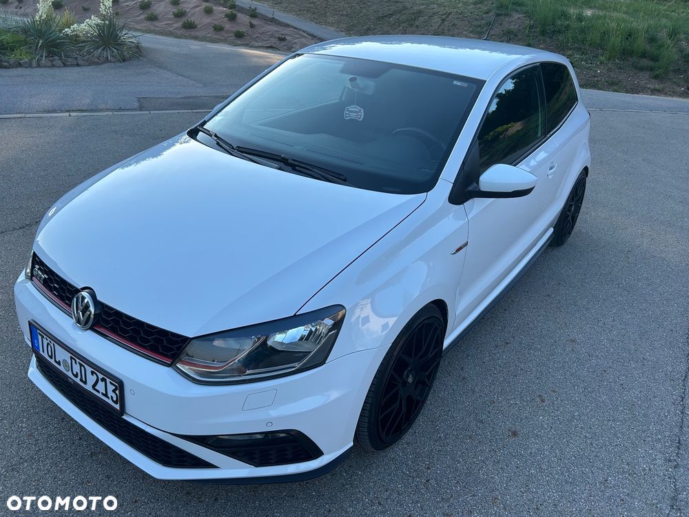 Volkswagen Polo - 23