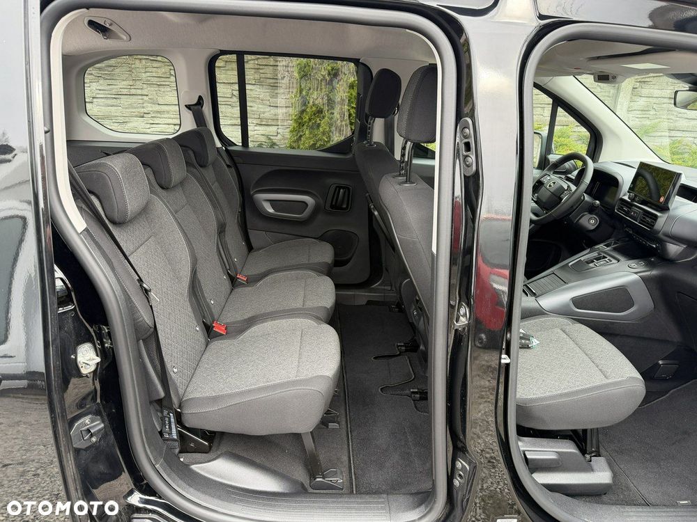 Opel Combo 1.5 D Automatik GS - 29