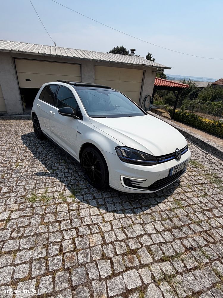 VW Golf - 1