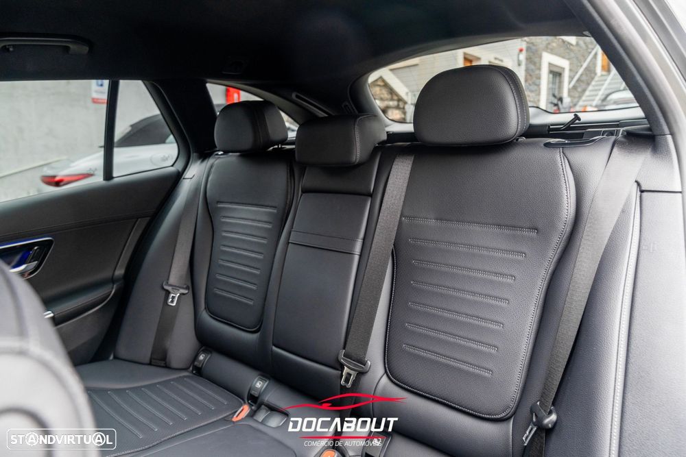 Mercedes-Benz C 300 d AMG Line - 19