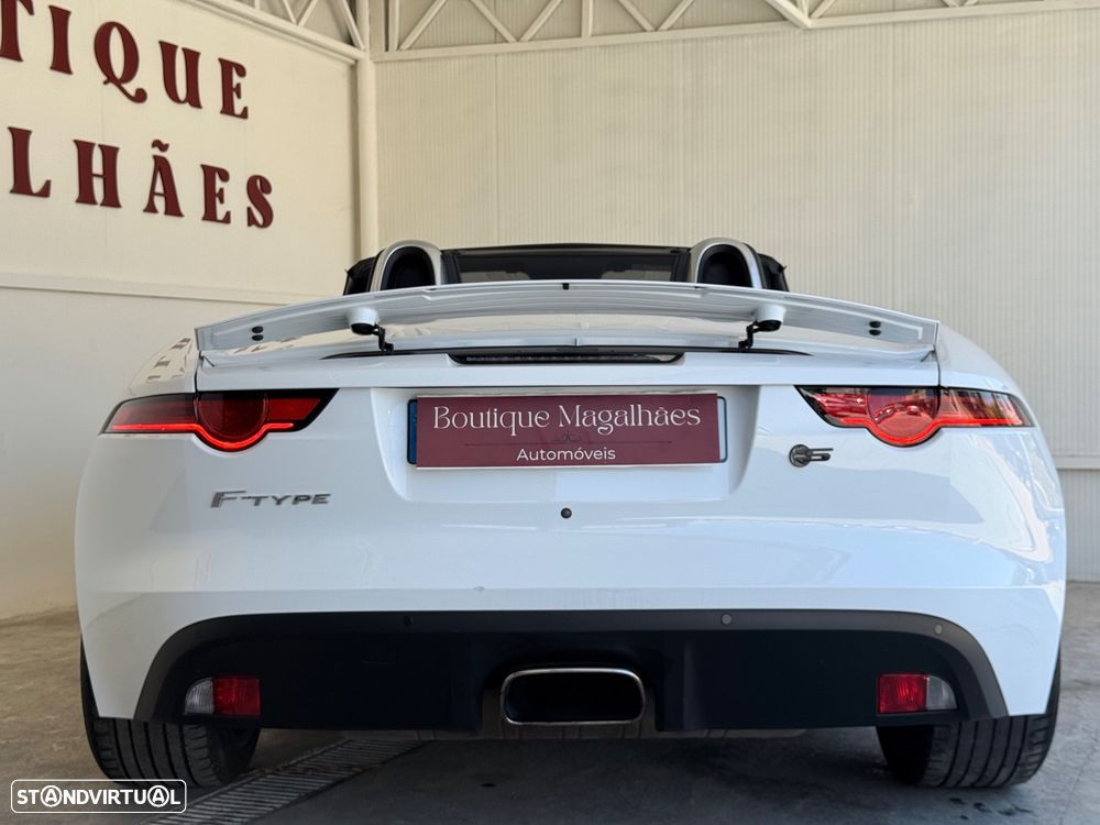 Jaguar F-Type 2.0 i4 R-Dynamic - 38