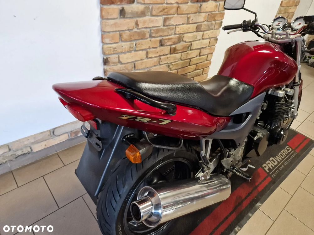 Kawasaki ZR - 23