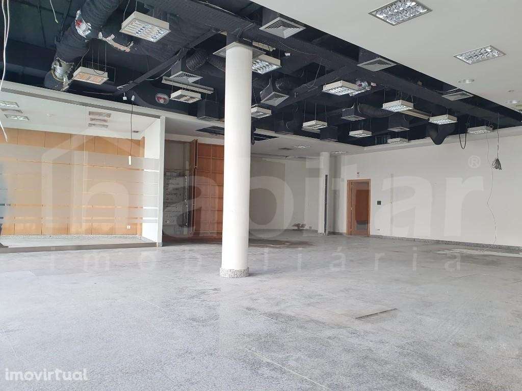 Loja 221m2 Centro Samora Correia - Grande imagem: 4/9