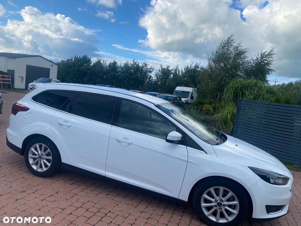 Ford Focus - 22