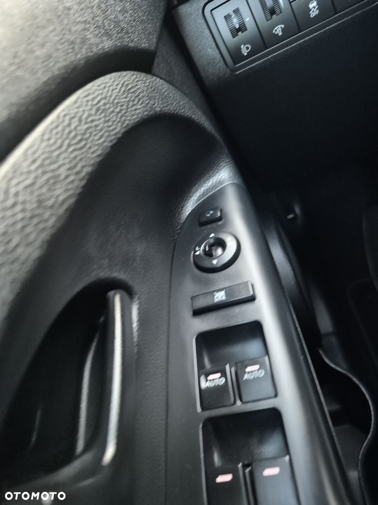Kia Venga 1.4 CVVT Edition 7 - 32