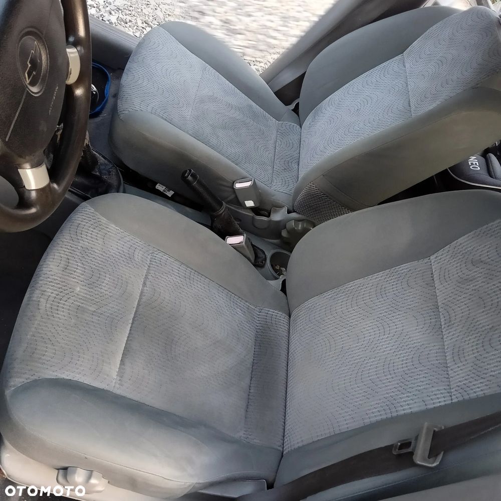 Chevrolet Aveo 1.4 Plus - 9