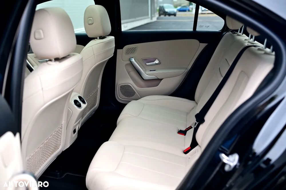 Mercedes-Benz A 250 e 8G-DCT Edition 2020 - 18