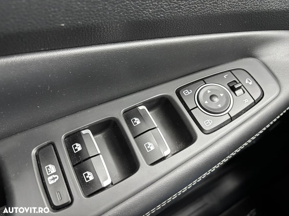 Hyundai Santa Fe 1.6 HEV 2WD Signature - 28