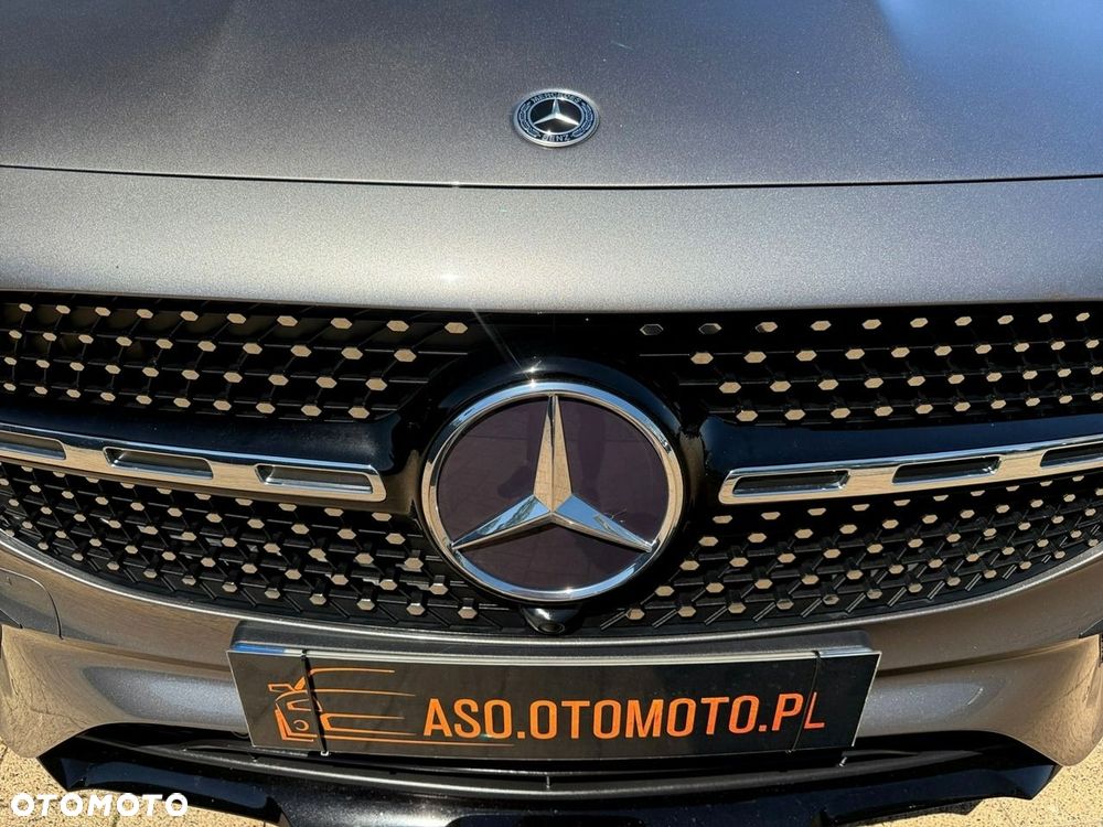 Mercedes-Benz GLB - 11