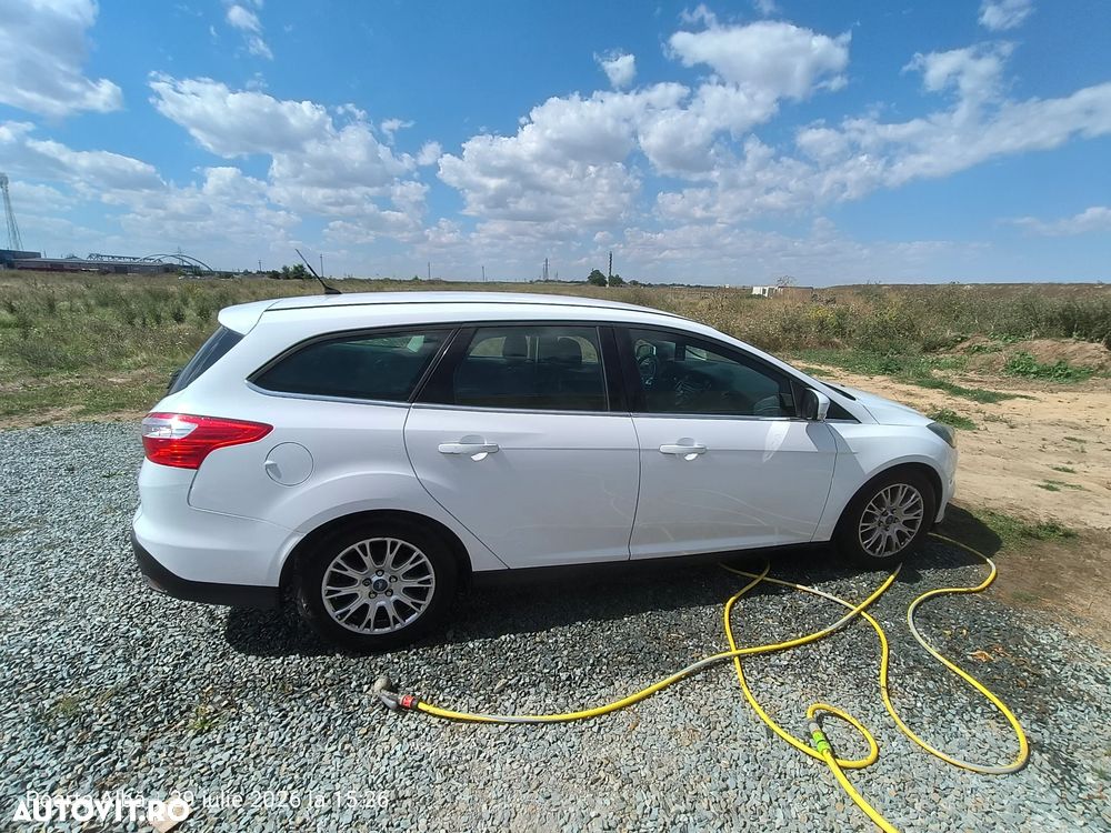 Ford Focus 1.6 TDCI DPF Titanium - 3