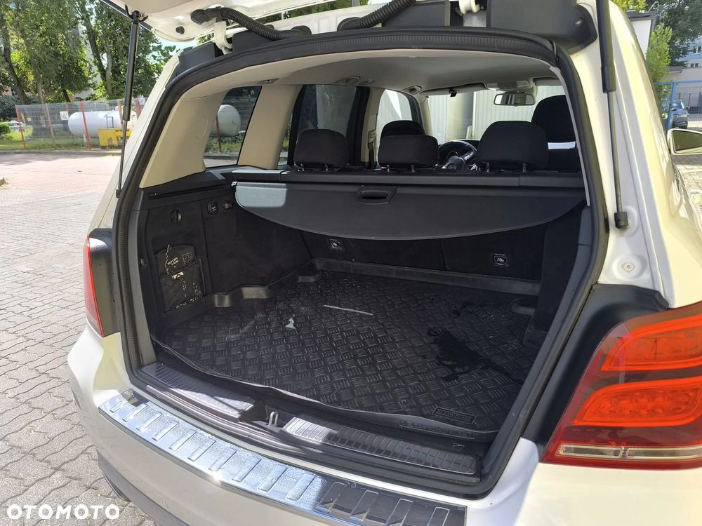 Mercedes-Benz GLK 350 4-Matic - 22