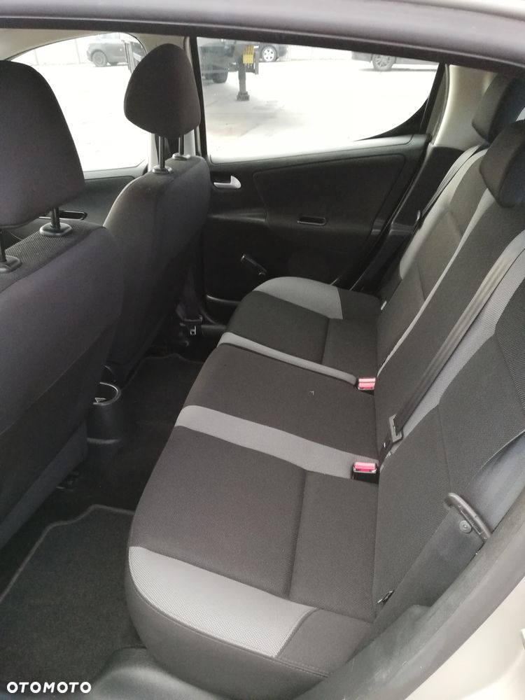 Peugeot 207 1.4 16V Presence - 15