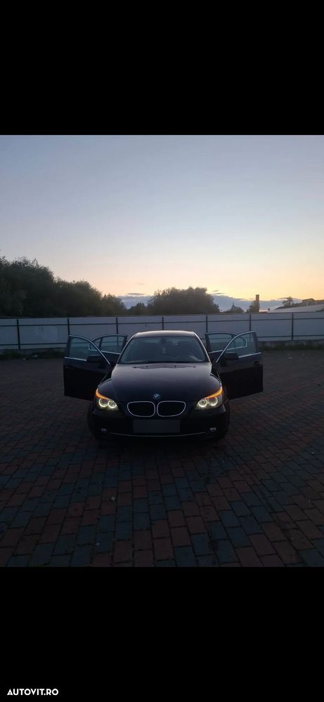 BMW Seria 5 520i - 22