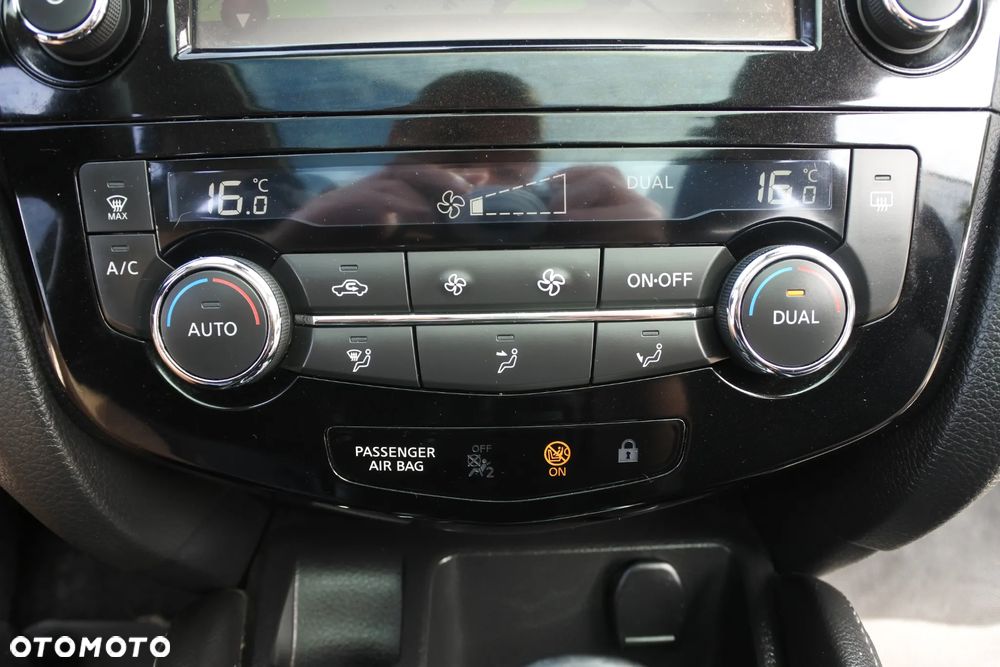 Nissan Qashqai 1.2 DIG-T Xtronic TEKNA - 18