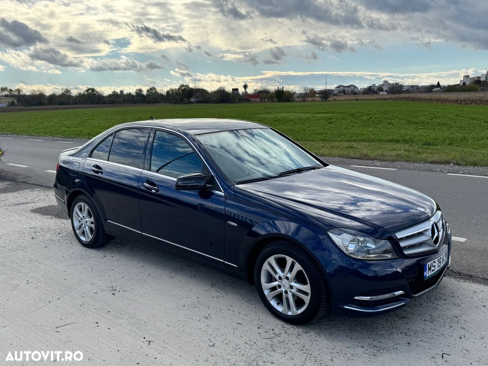 Mercedes-Benz C 180 CGI Automatik BlueEFFICIENCY Avantgarde - 4