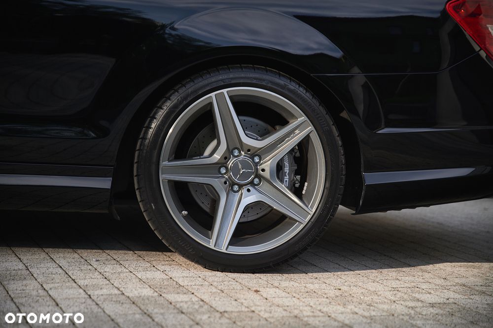 Mercedes-Benz Klasa C 63 AMG - 22