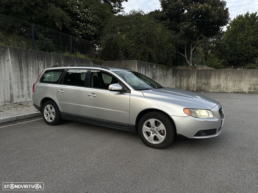 Volvo V70 2.4 D5 Summum Geartronic - 8