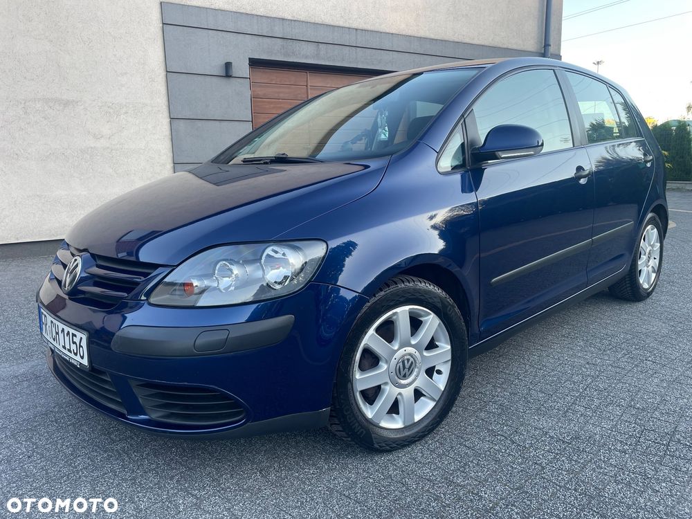 Volkswagen Golf Plus 1.6 FSI Trendline - 12