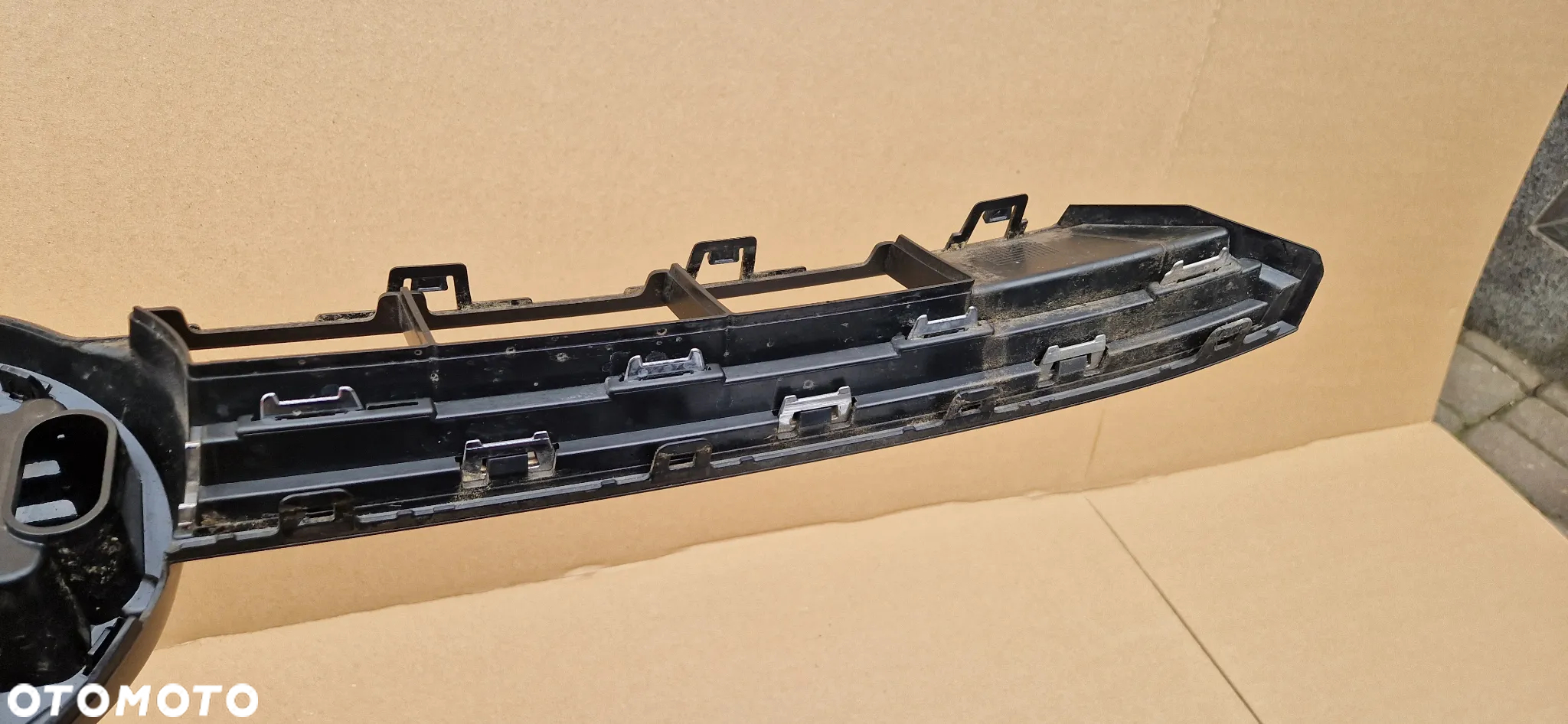 VW POLO 2G LIFT 22- GRILL ATRAPA CHROM RADAR 2GS853651C - 11