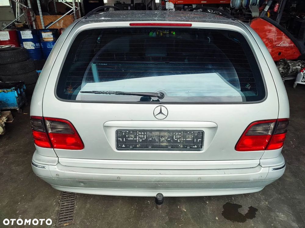 Kompletny silnik Mercedes W210 2.2 CDI 611961 - 4