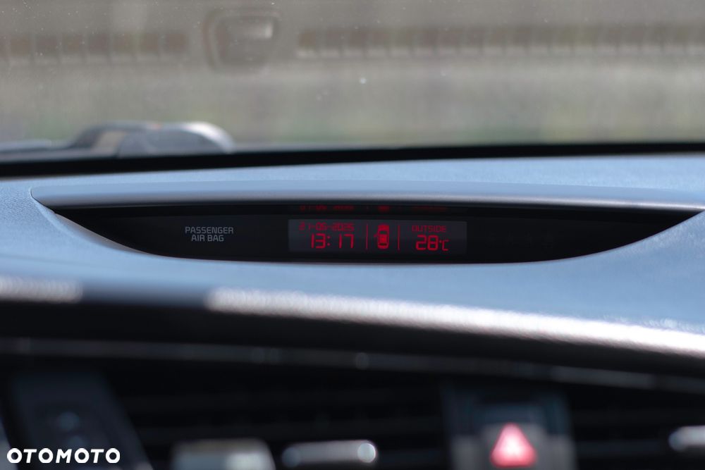 Kia Ceed 1.6 T-GDI GT - 21