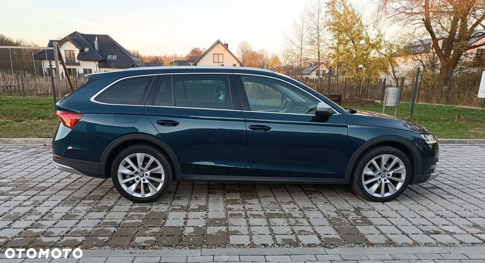 Skoda Octavia 2.0 TSI 4x4 Sportline DSG - 12