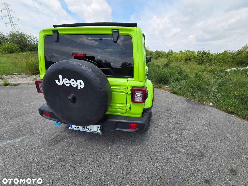 Jeep Wrangler - 8