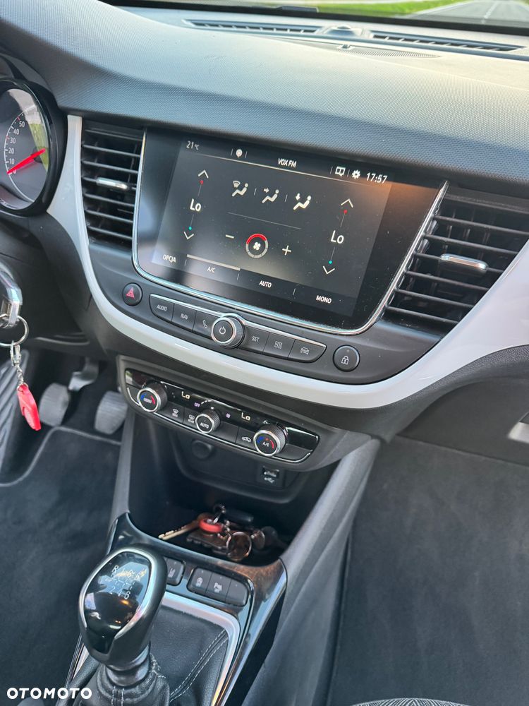 Opel Crossland X 1.2 Start/Stop 120 Jahre - 18