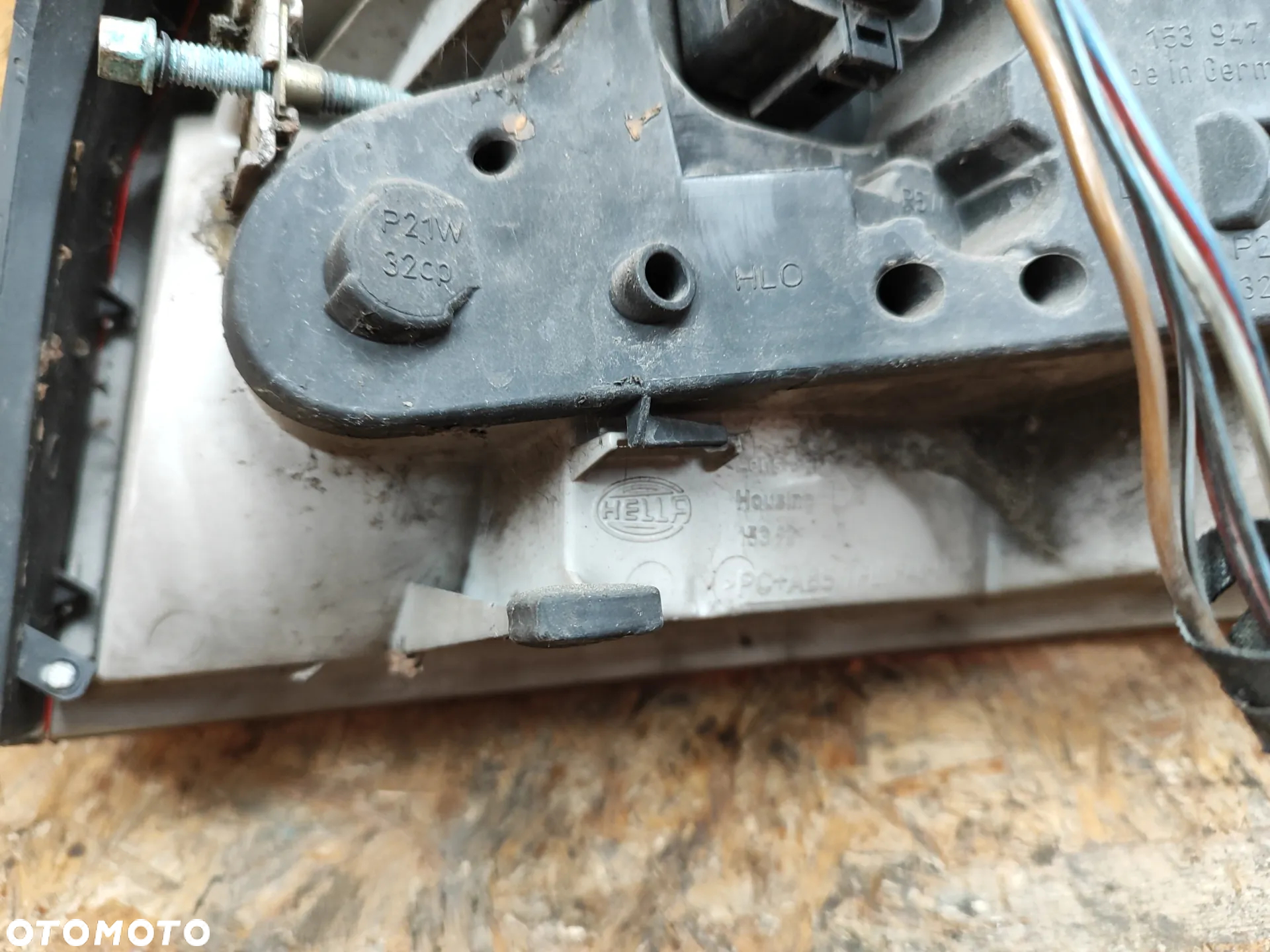 lampa tył lewa HELLA kompletna do Audi A4 B6 SEDAN - 4