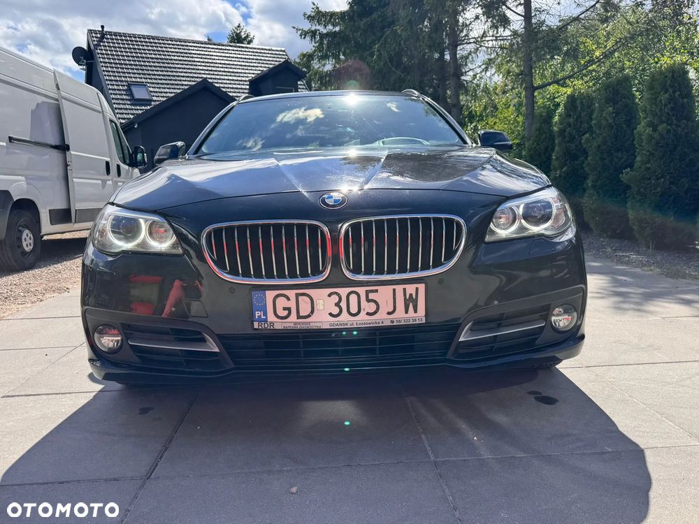 BMW Seria 5 525d xDrive Luxury Line - 3