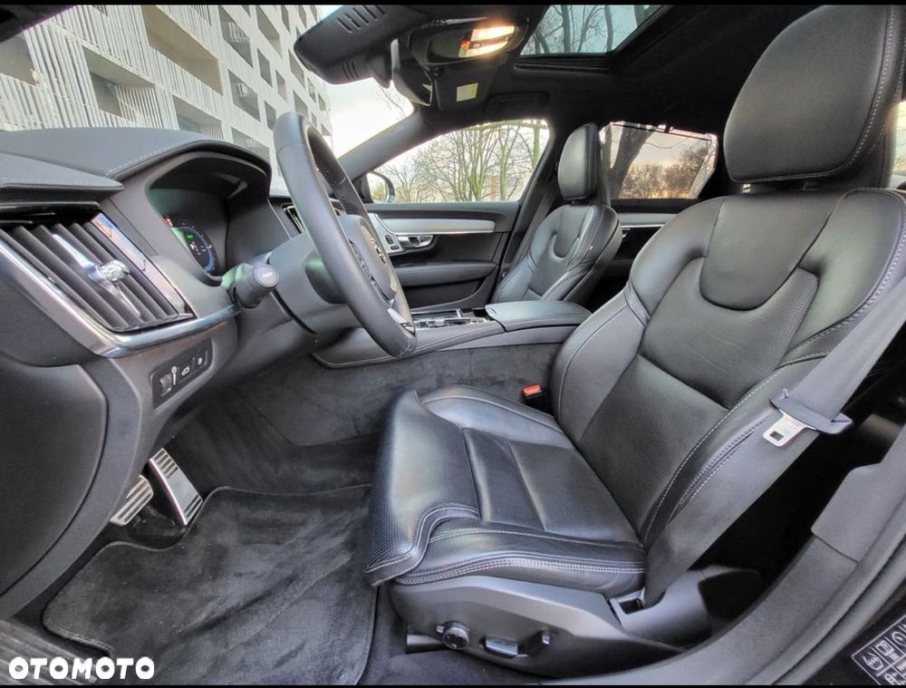 Volvo S90 - 4