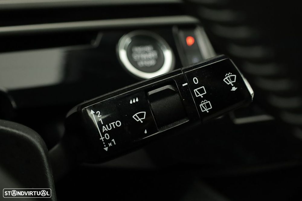 Peugeot 5008 1.2 Hybrid Allure e-DCS6 - 17