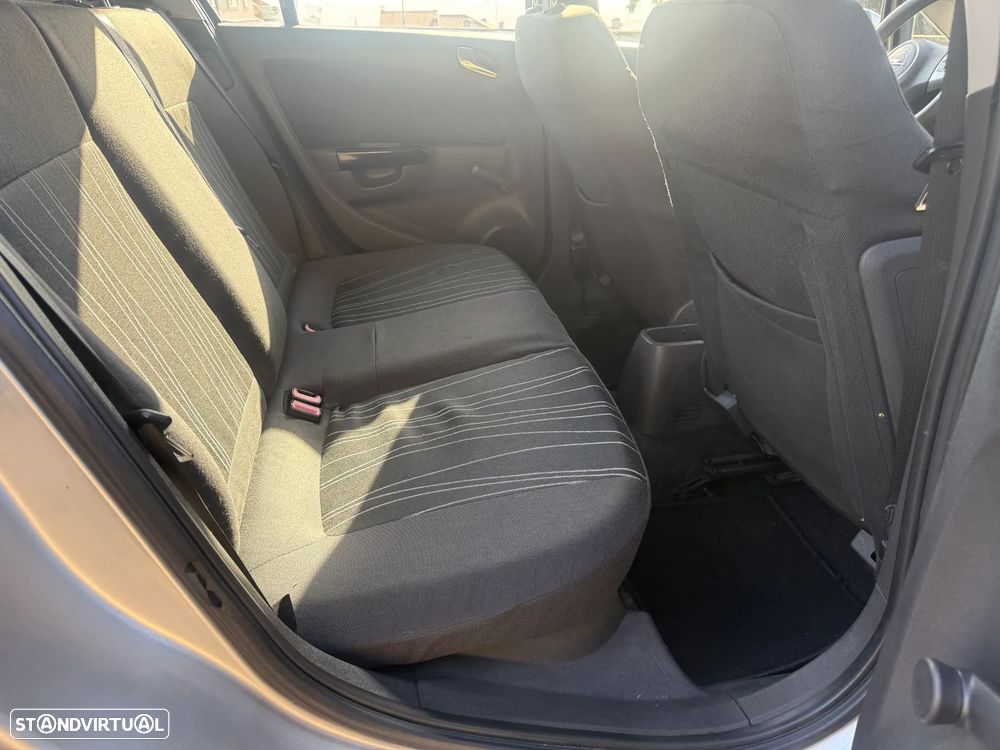 Opel Corsa - 16