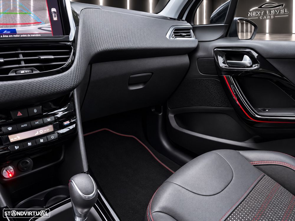 Peugeot 2008 1.2 PureTech GT Line EAT6 - 19