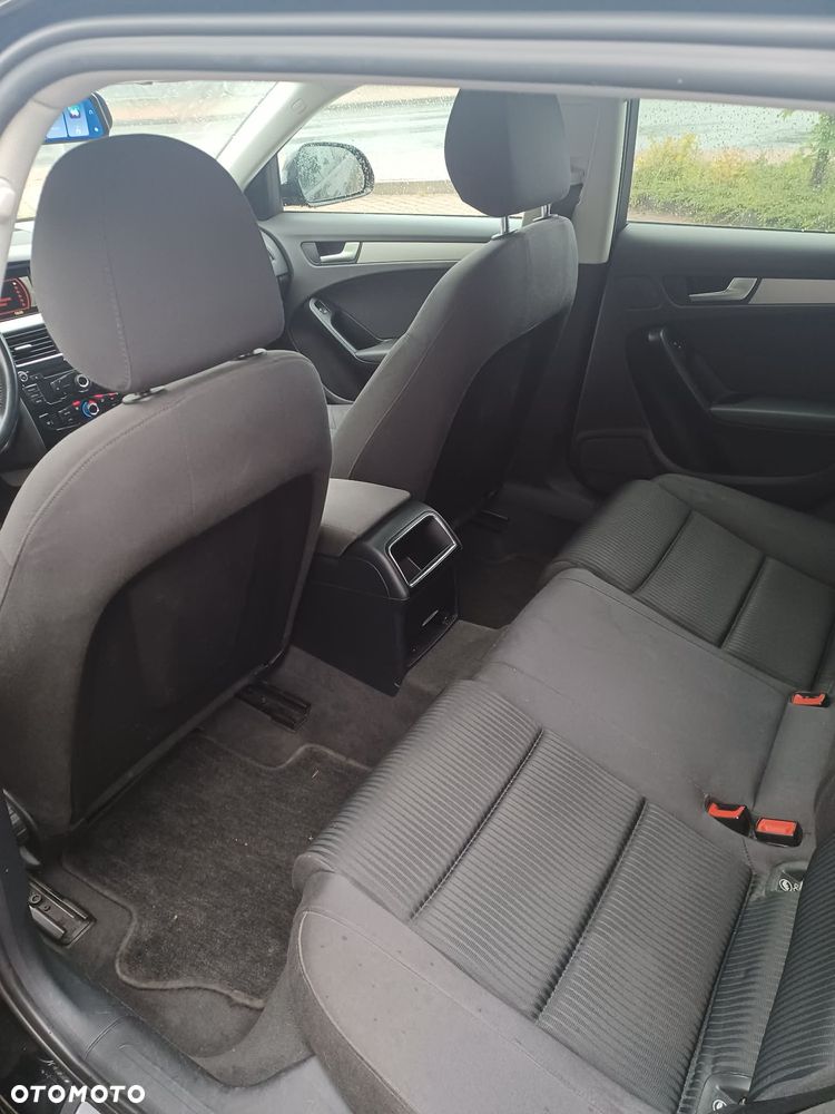 Audi A4 Avant - 13