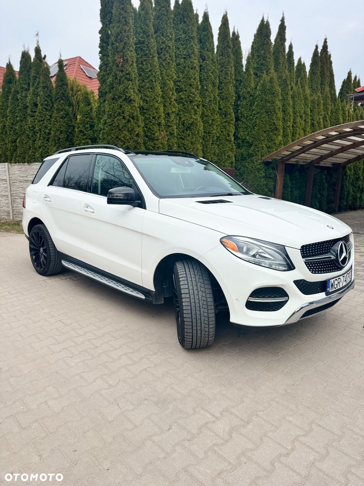 Mercedes-Benz GLE - 11