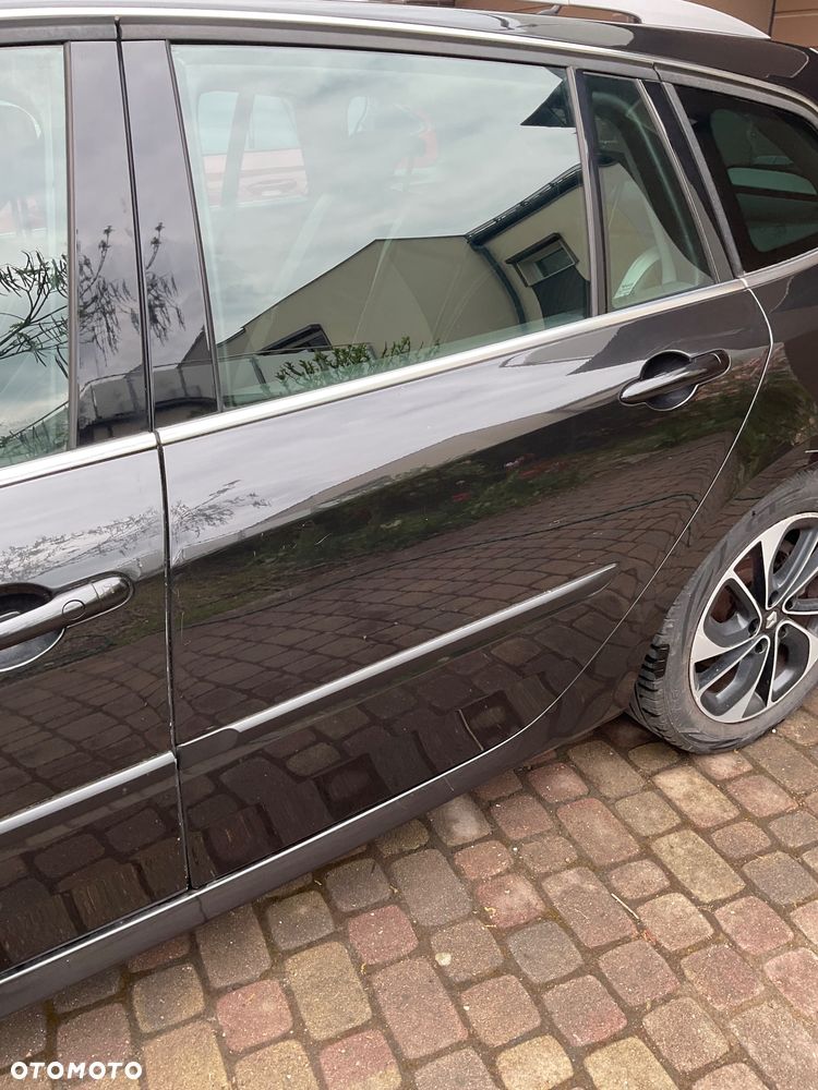 Renault Laguna 2.0 dCi Black Edition - 10