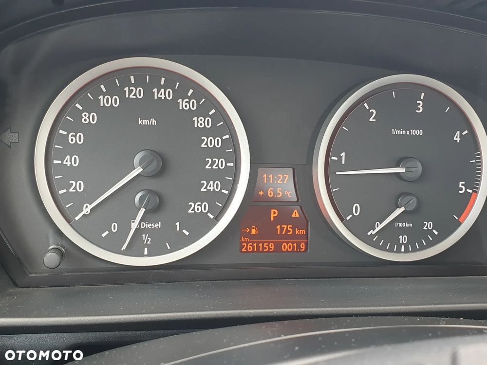 BMW Seria 5 520d - 10