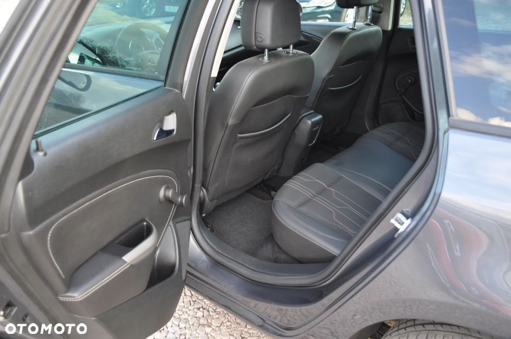 Opel Astra 1.4 Turbo 150 Jahre - 18