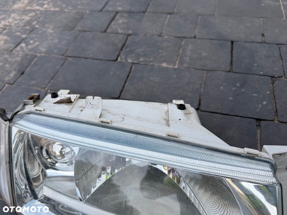 LAMPY PRZÓD SKODA OCTAVIA LEWA PRAWA ORGINAŁ 96-10 - 5
