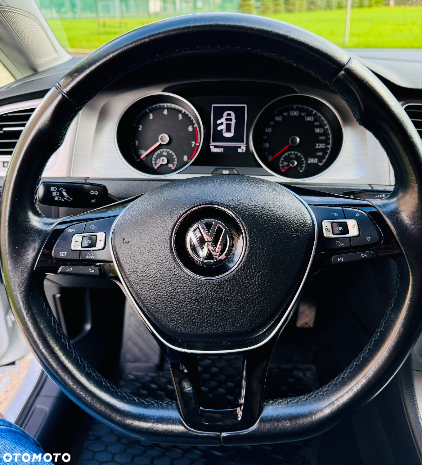 Volkswagen Golf VII 1.4 TSI BMT Comfortline - 18