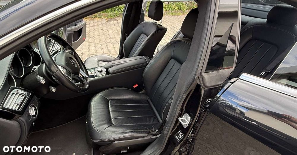 Mercedes-Benz CLS - 17