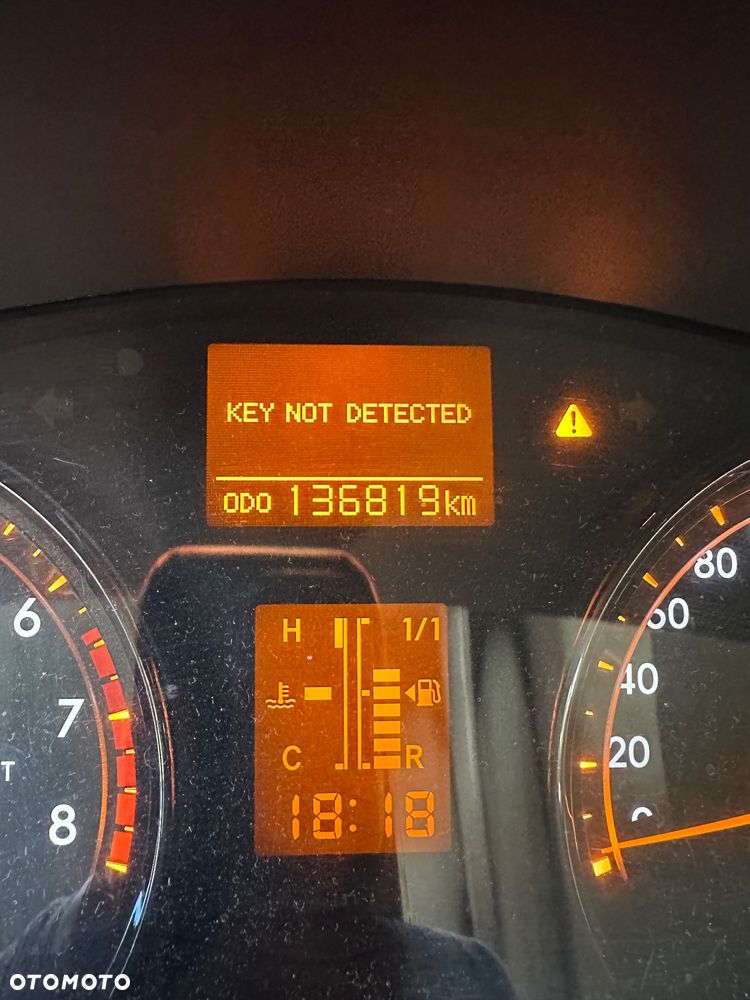 Toyota Avensis 2.0 Premium - 33