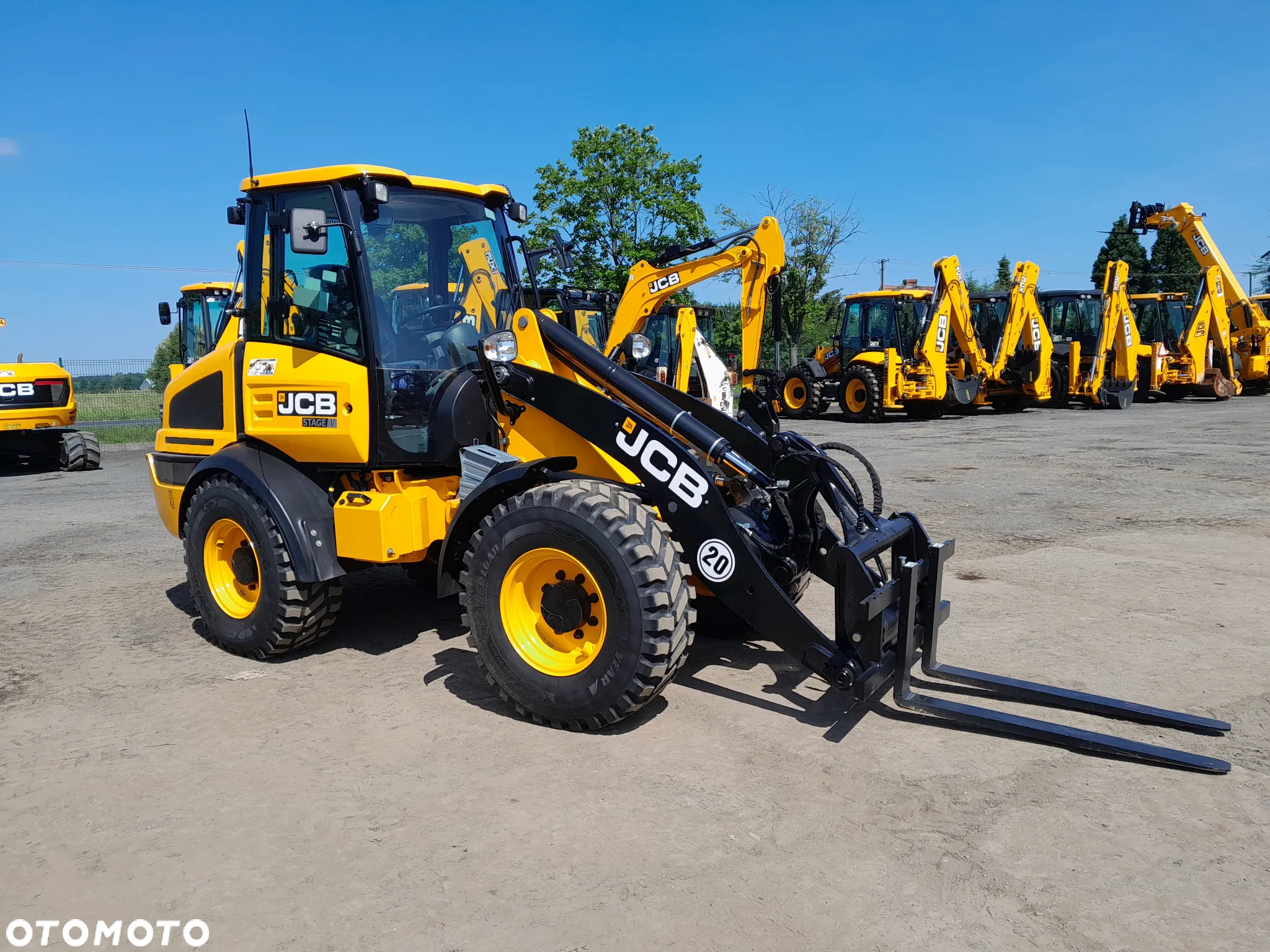 JCB 409 - 3