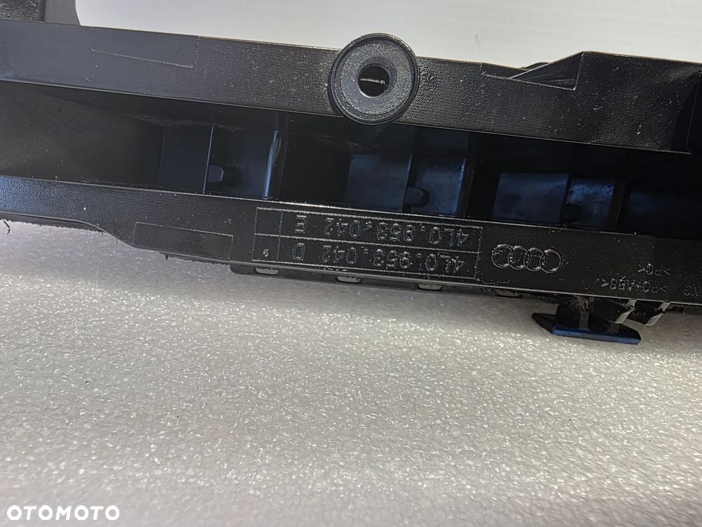 AUDI Q7 4L0 LIFT 09-14 LEWY / PRAWY LED DRL ŚWIATŁA DO JAZDY DZIENNIEJ NR 4L0953041D / 4L0953041E , 4L0953042D / 4L0953042E KB64 - 16
